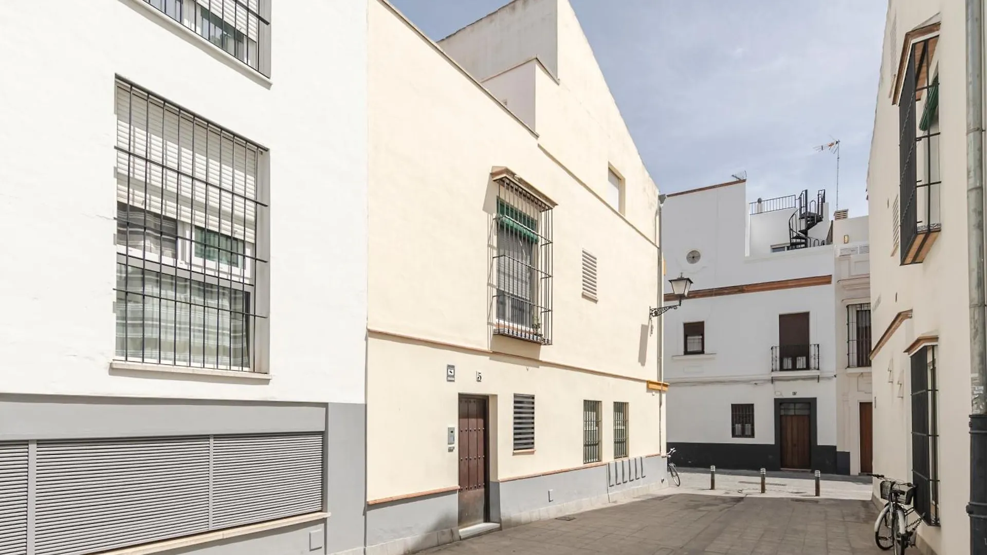 Sevillahome- Altozano Triana Apartment Seville